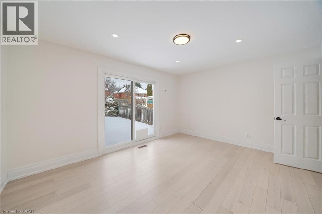 2A Chiltern Hill, Richmond Hill, ON - Indoor Photo Showing Other Room
