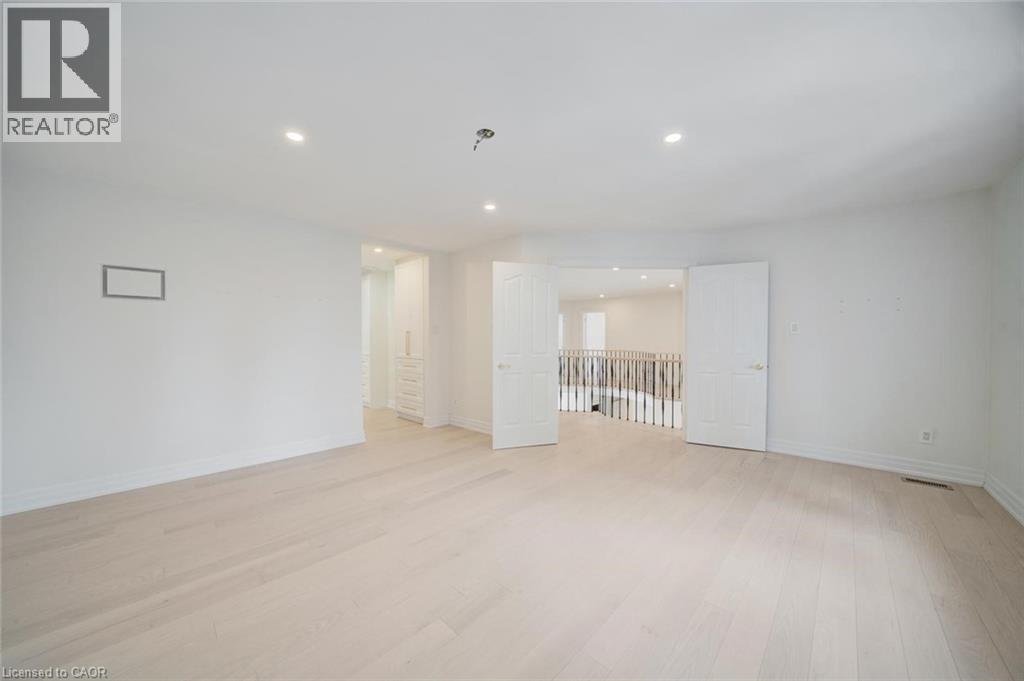 2A Chiltern Hill, Richmond Hill, ON - Indoor Photo Showing Other Room