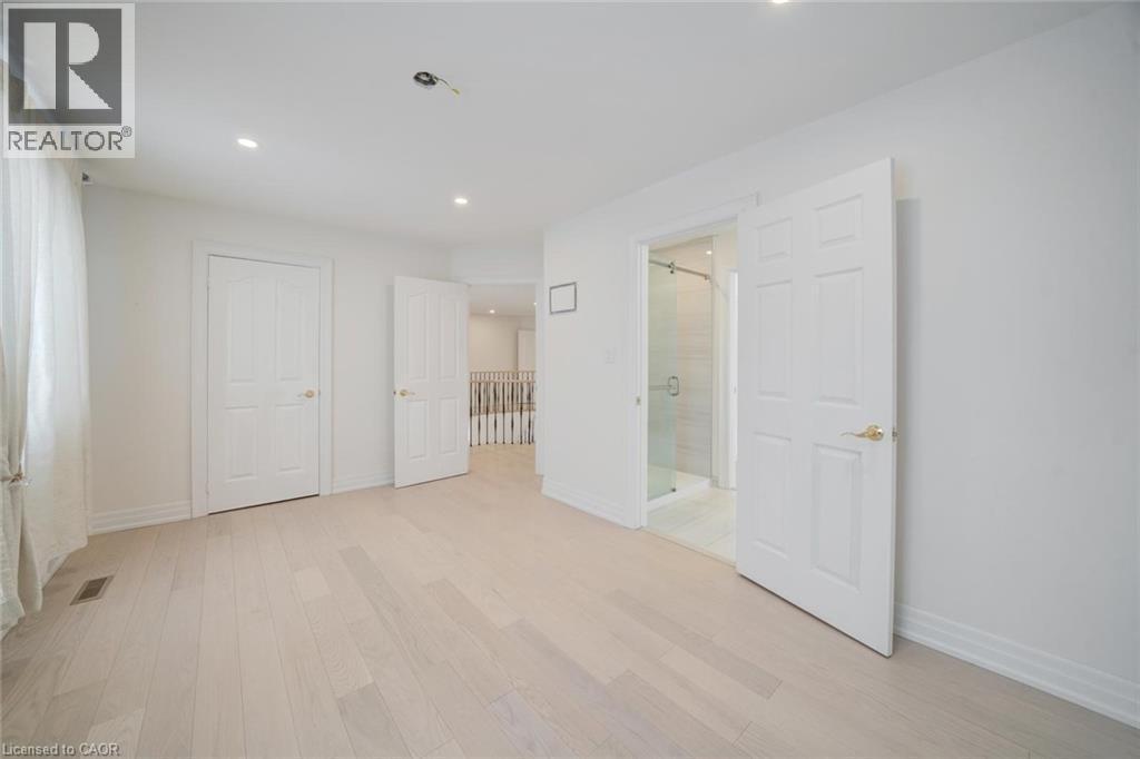 2A Chiltern Hill, Richmond Hill, ON - Indoor Photo Showing Other Room