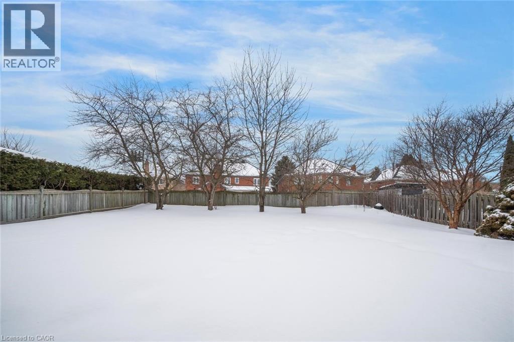 2A Chiltern Hill, Richmond Hill, ON - Outdoor