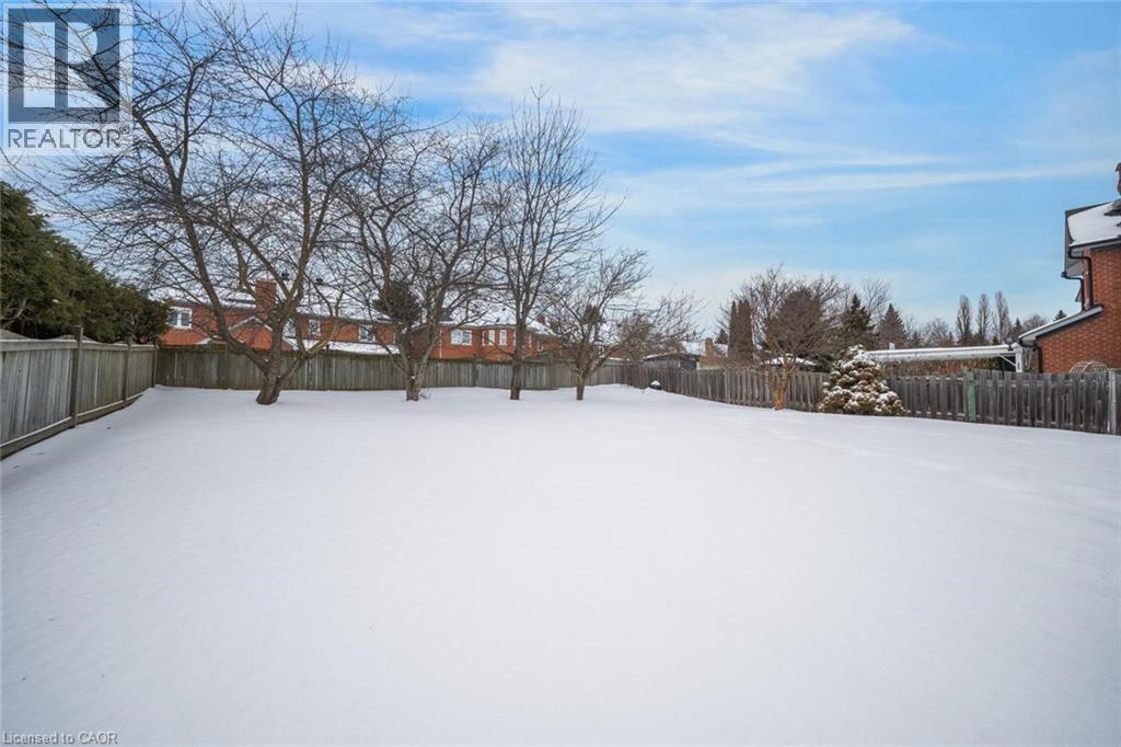 2A Chiltern Hill, Richmond Hill, ON - Outdoor