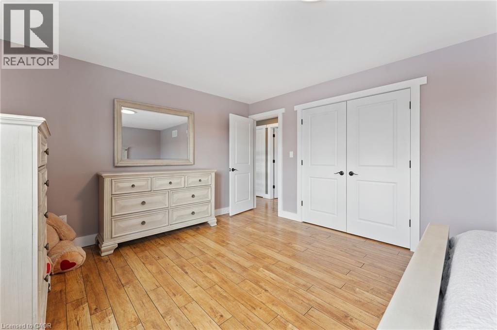 2210 Highway 54, Caledonia, ON - Indoor Photo Showing Bedroom