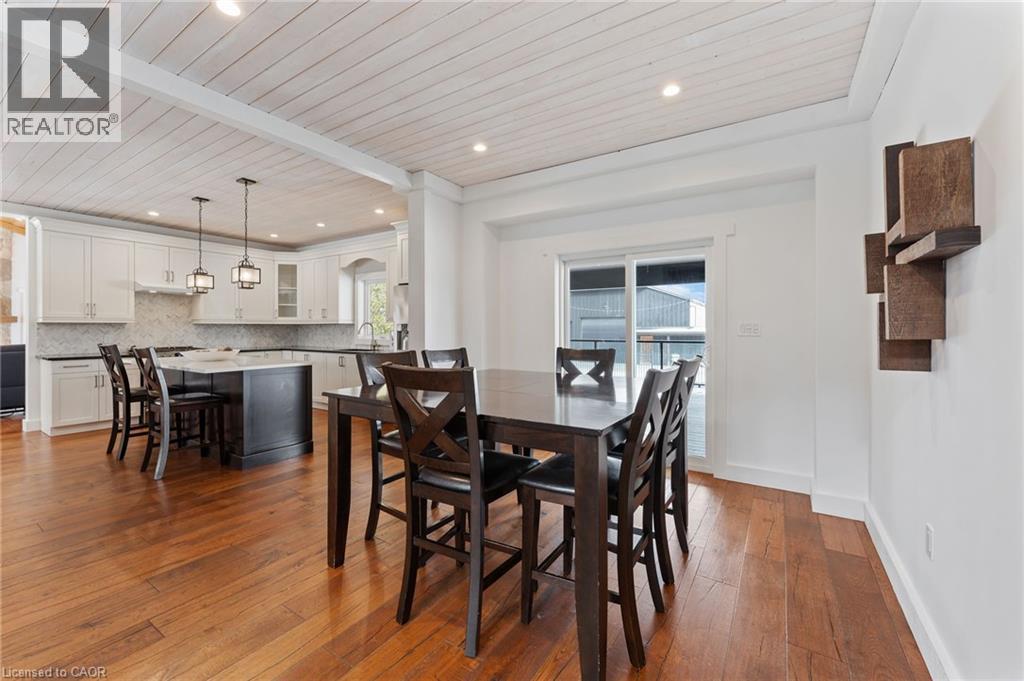 2210 Highway 54, Caledonia, ON - Indoor Photo Showing Dining Room