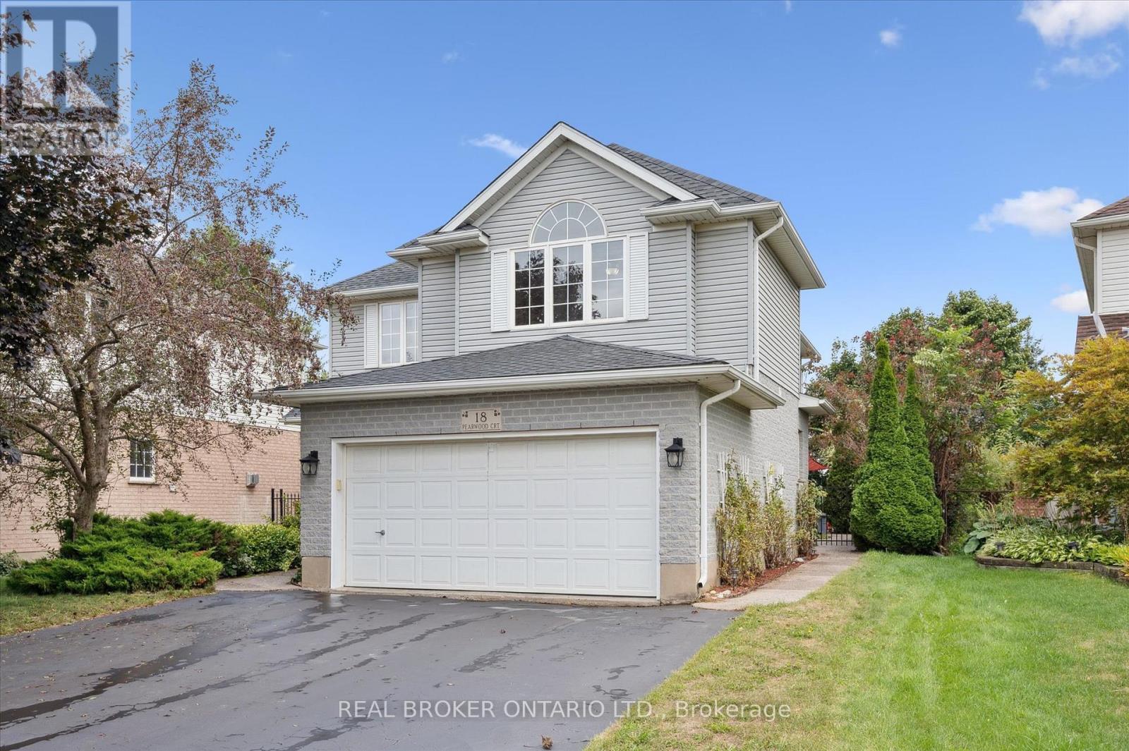 18 Pearwood Court, Kitchener, ON - Outdoor