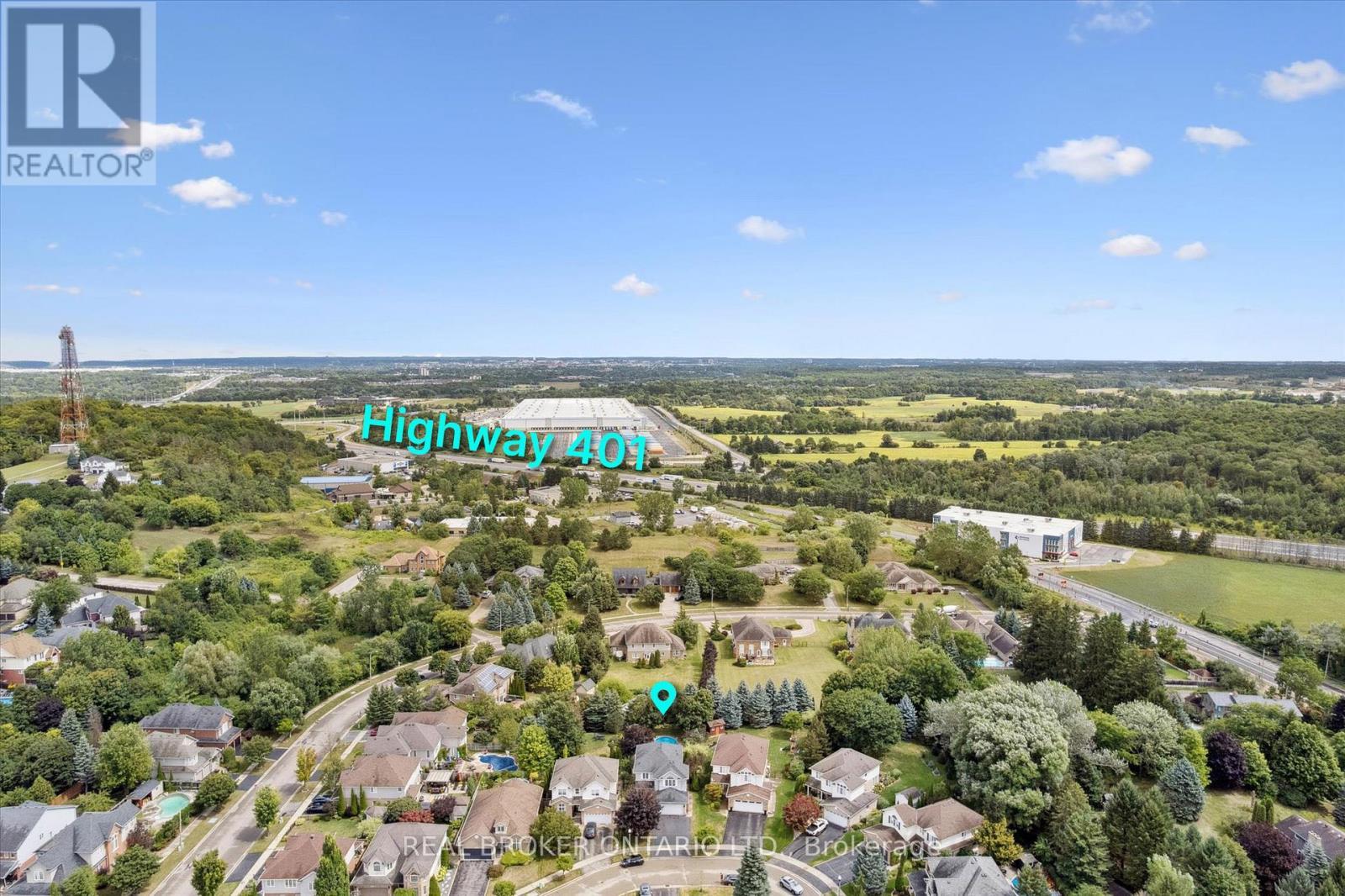 18 Pearwood Court, Kitchener, ON - Outdoor With View