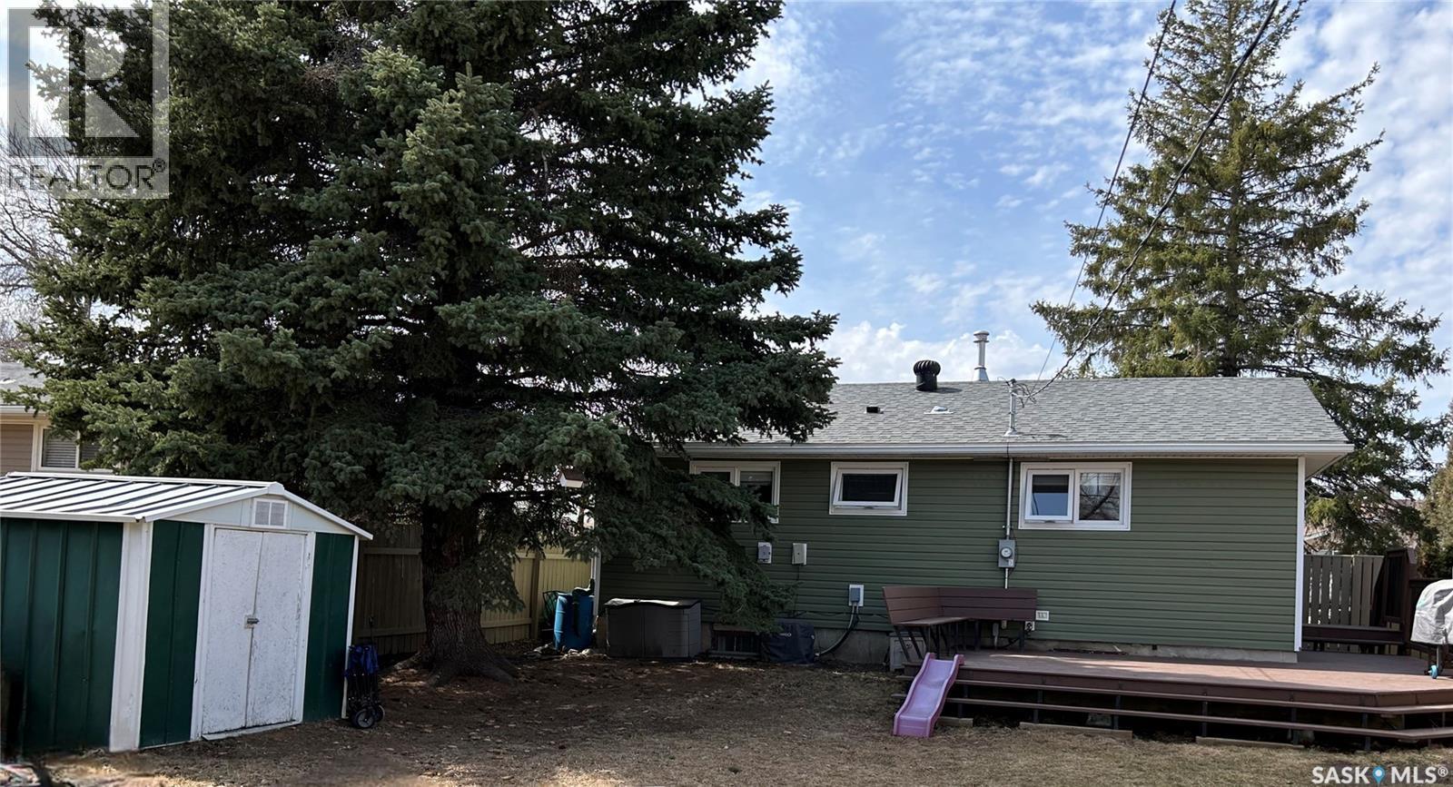 125 4Th Avenue Se, Swift Current, SK - Outdoor