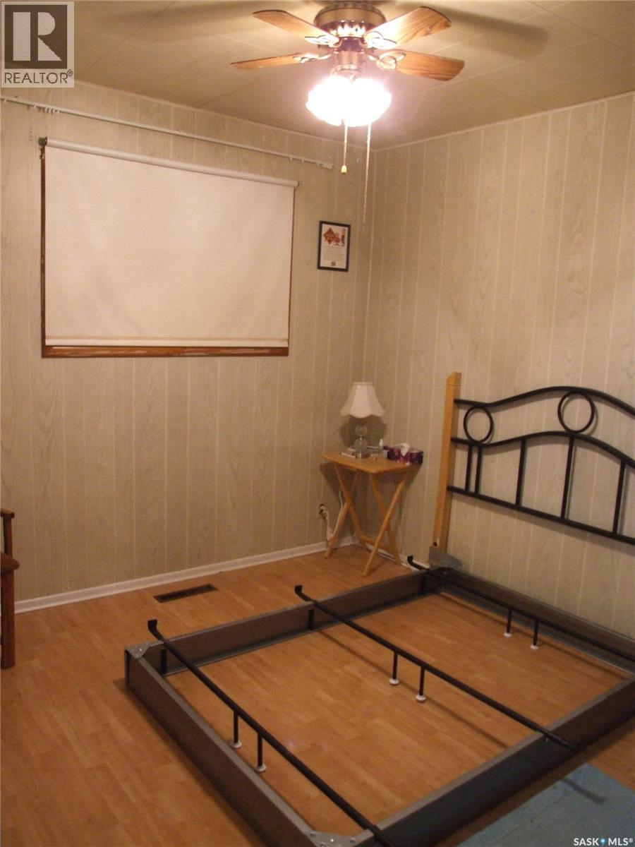 116 1St Street N, Mendham, SK - Indoor Photo Showing Other Room