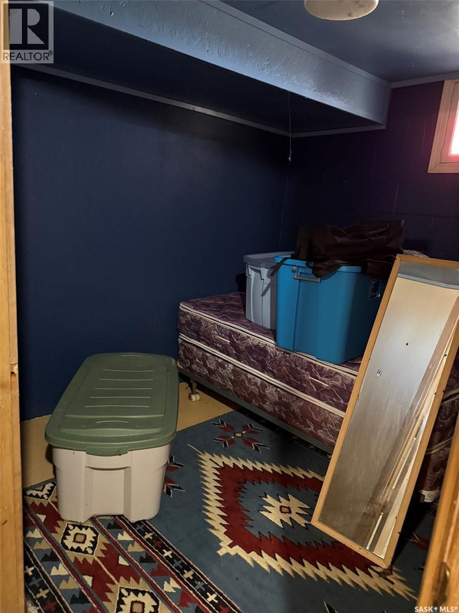 116 1St Street N, Mendham, SK - Indoor Photo Showing Other Room