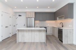312-3564B Ryder Hesjedal Way Colwood, BC V9C 0V4