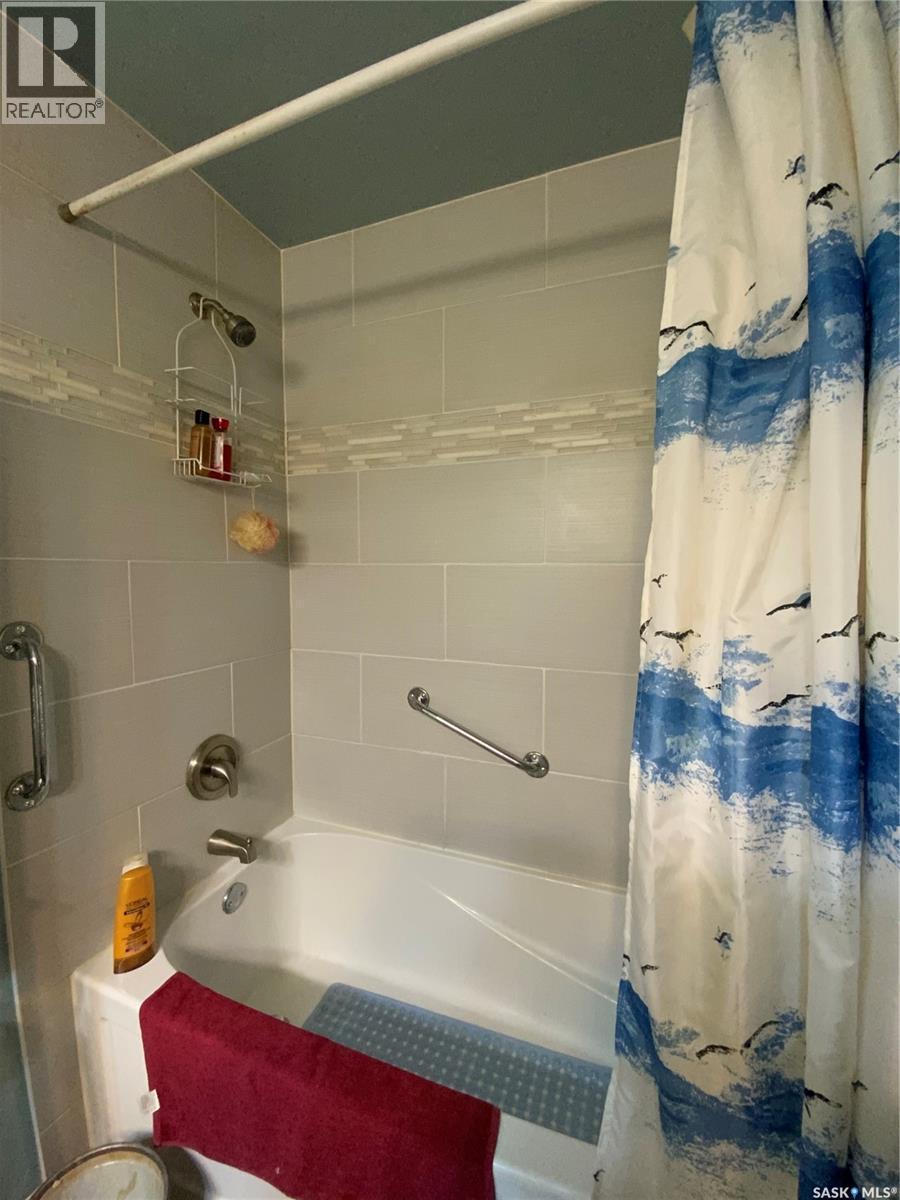 94 Gilbert Street, Big River, SK - Indoor Photo Showing Bathroom