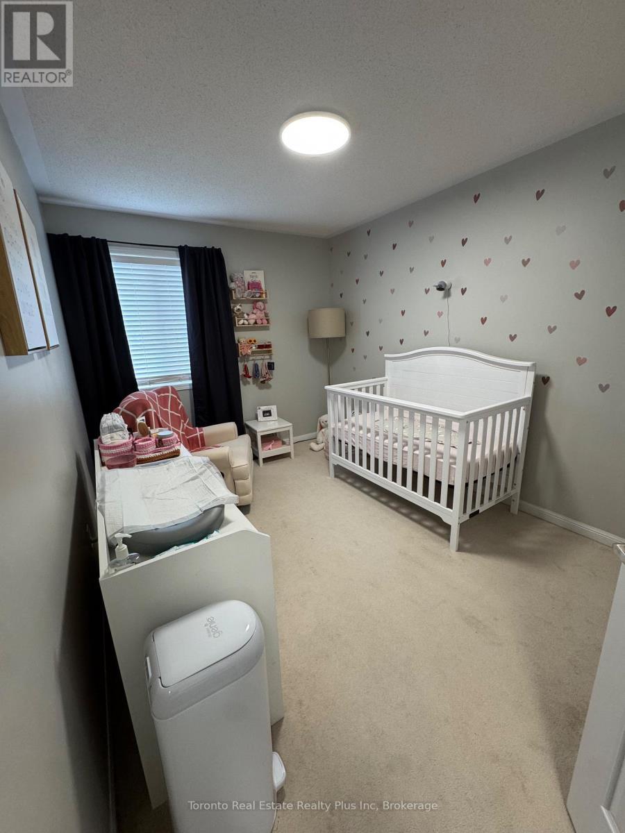 573 Cargill Path, Milton, ON - Indoor Photo Showing Bedroom