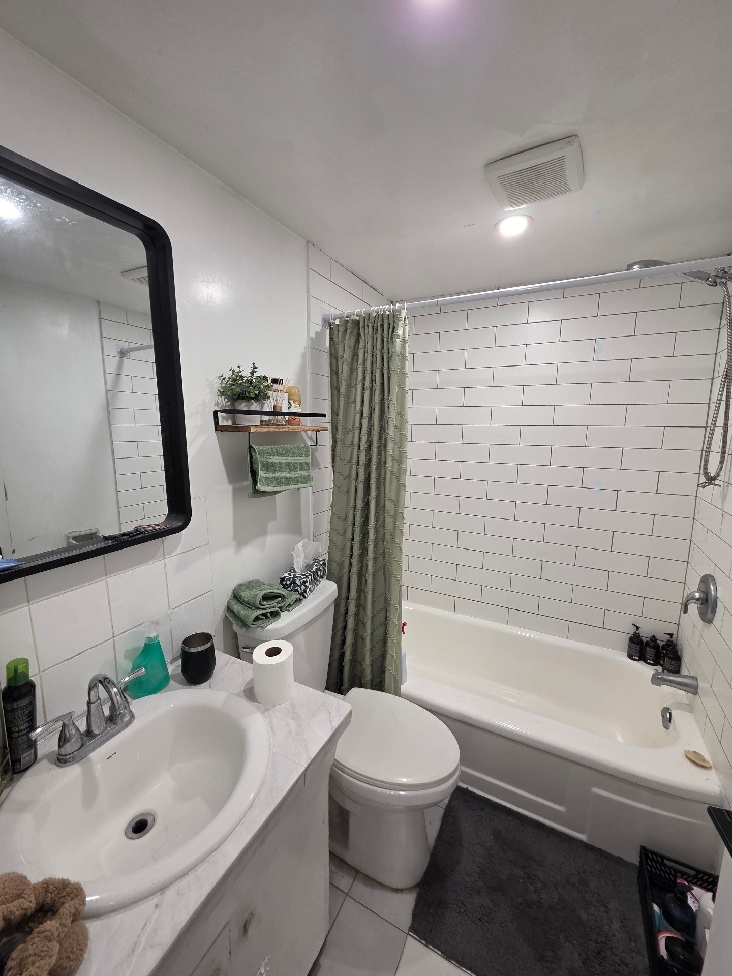 Bathroom - 138-290 Rue Lawrence, Longueuil (Greenfield Park), QC - Indoor Photo Showing Bathroom