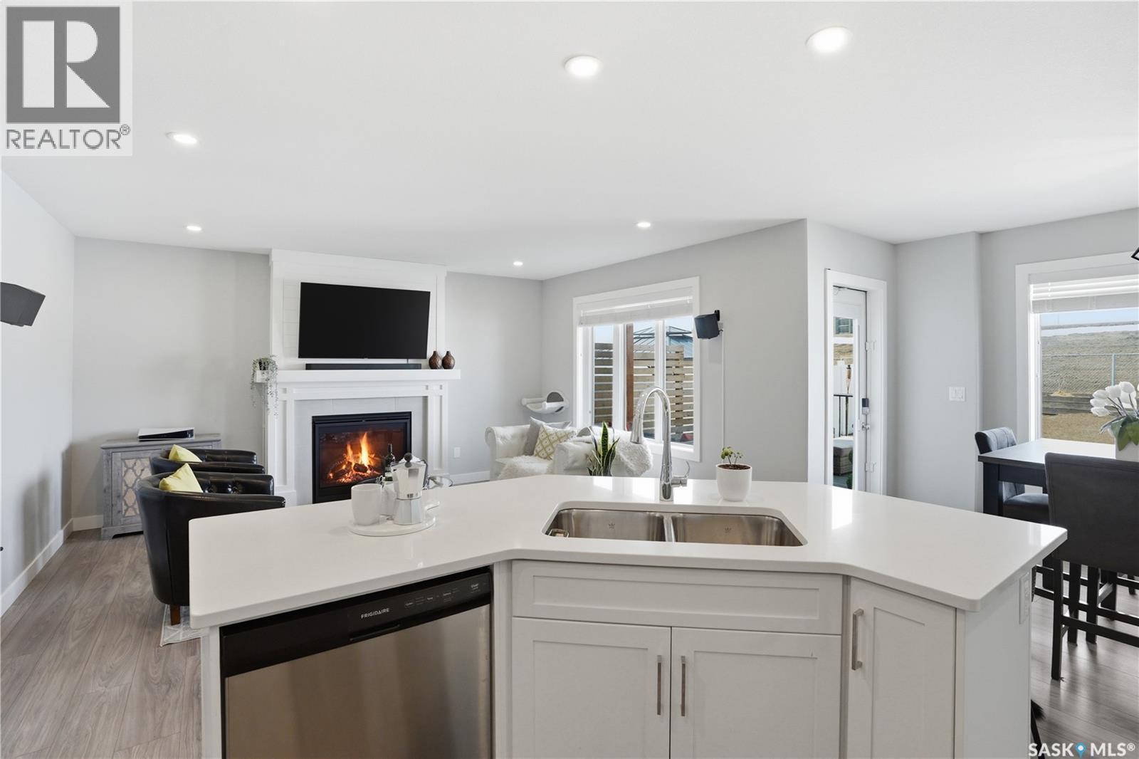 429 Germain Manor, Saskatoon, SK - Indoor With Fireplace