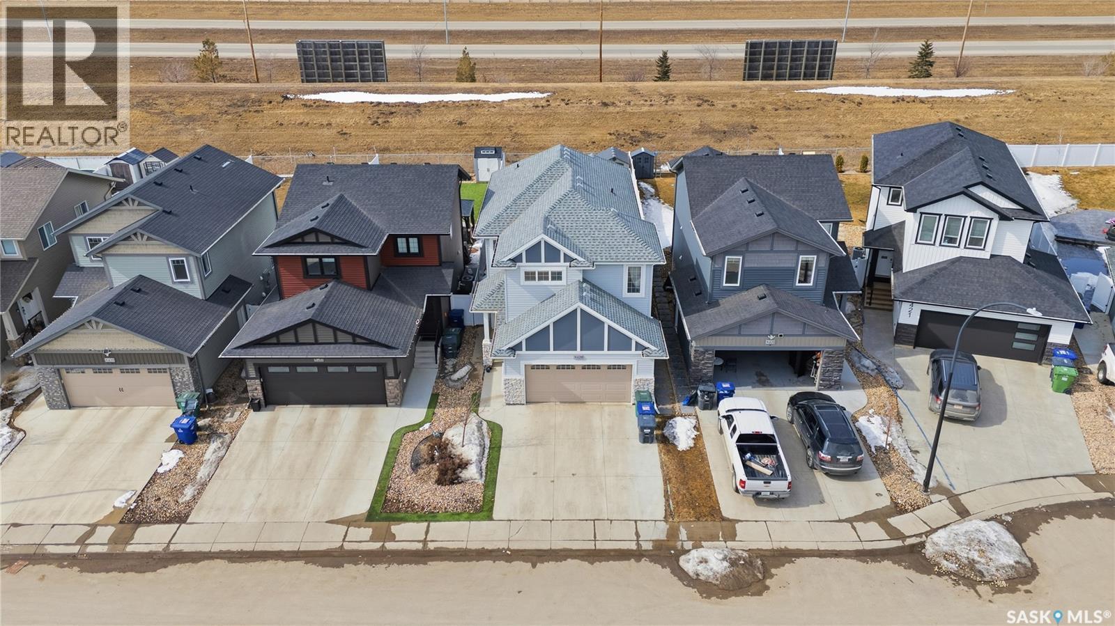 429 Germain Manor, Saskatoon, SK - Outdoor With Facade