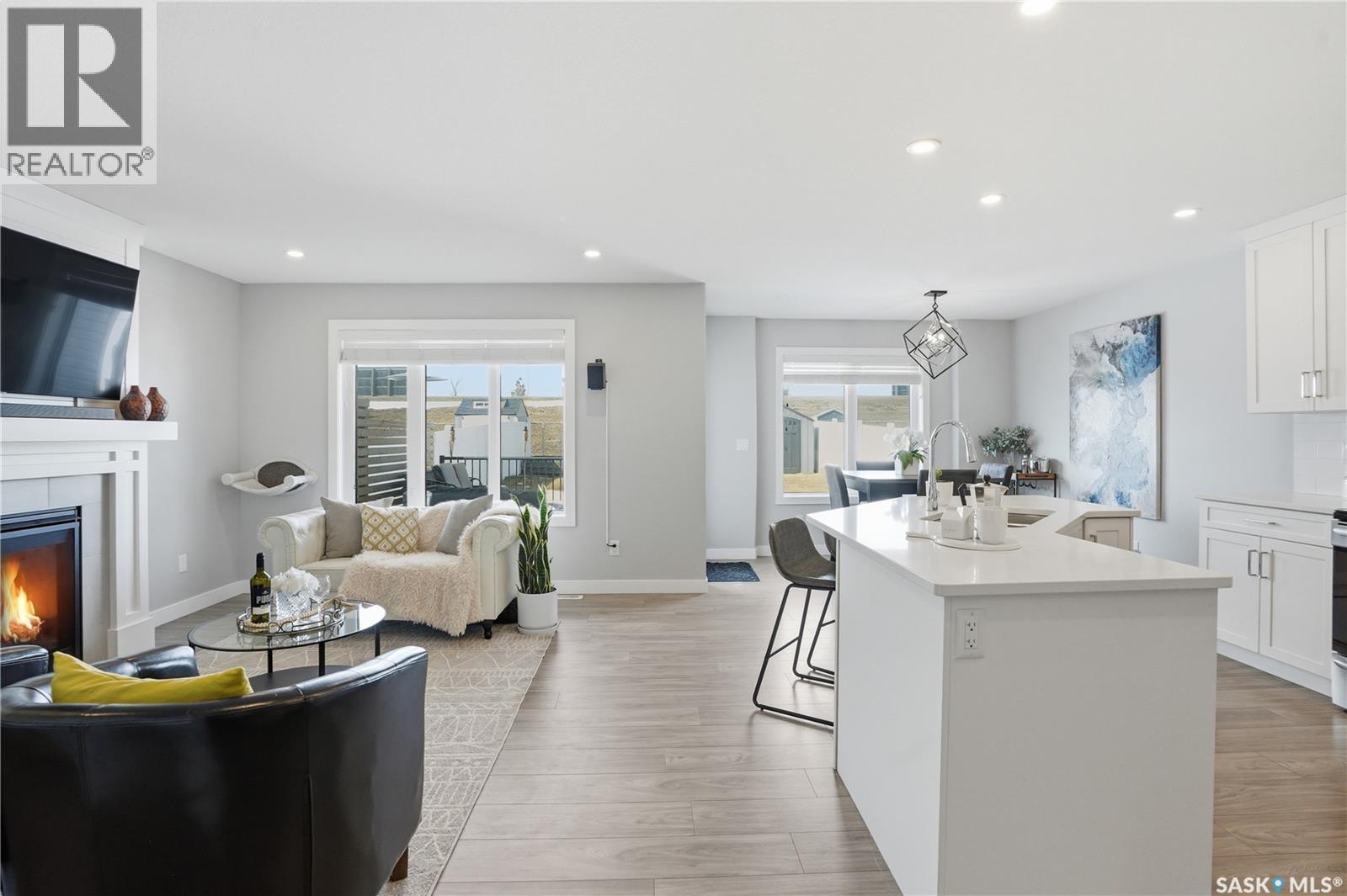 429 Germain Manor, Saskatoon, SK - Indoor With Fireplace