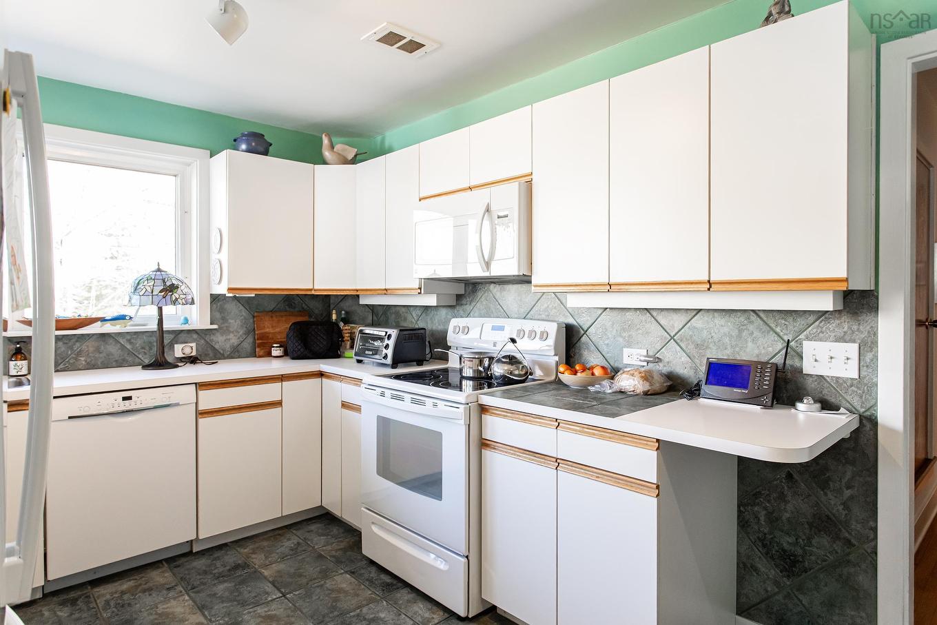 21 Spring Garden Road, Middleton, NS
