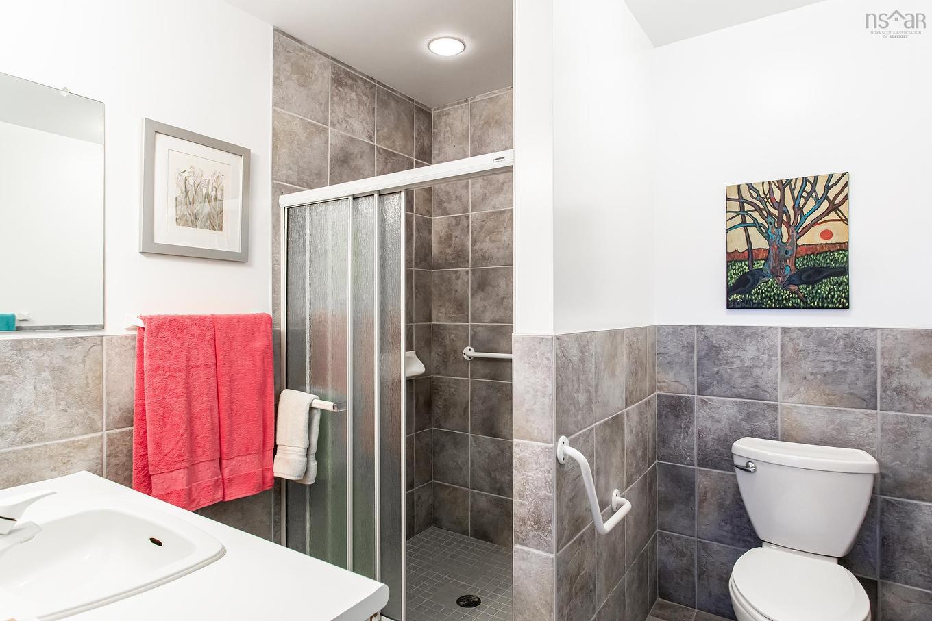 21 Spring Garden Road, Middleton, NS
