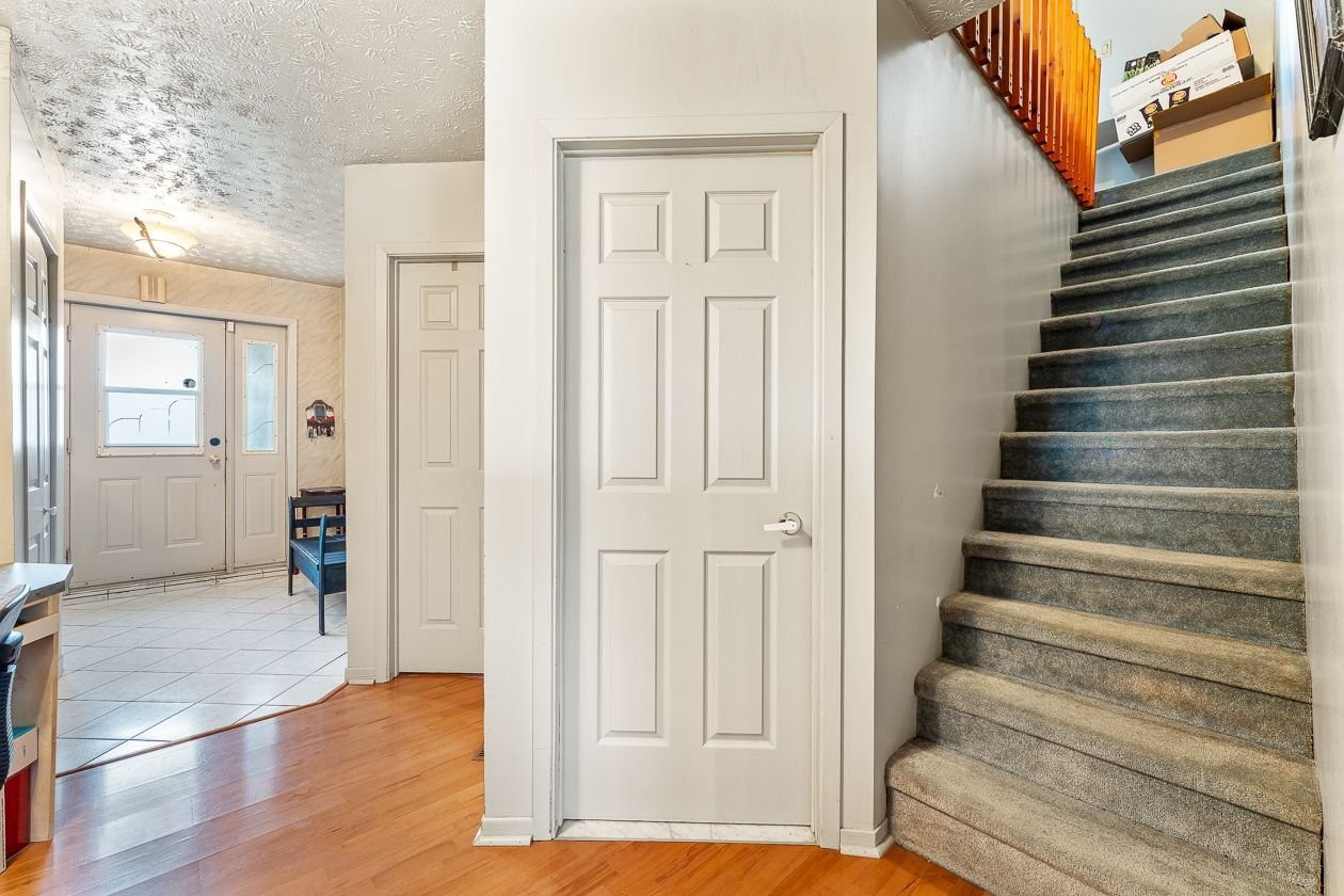 Mud Room - 1460 Rue Principale E., Farnham, QC - Indoor Photo Showing Other Room