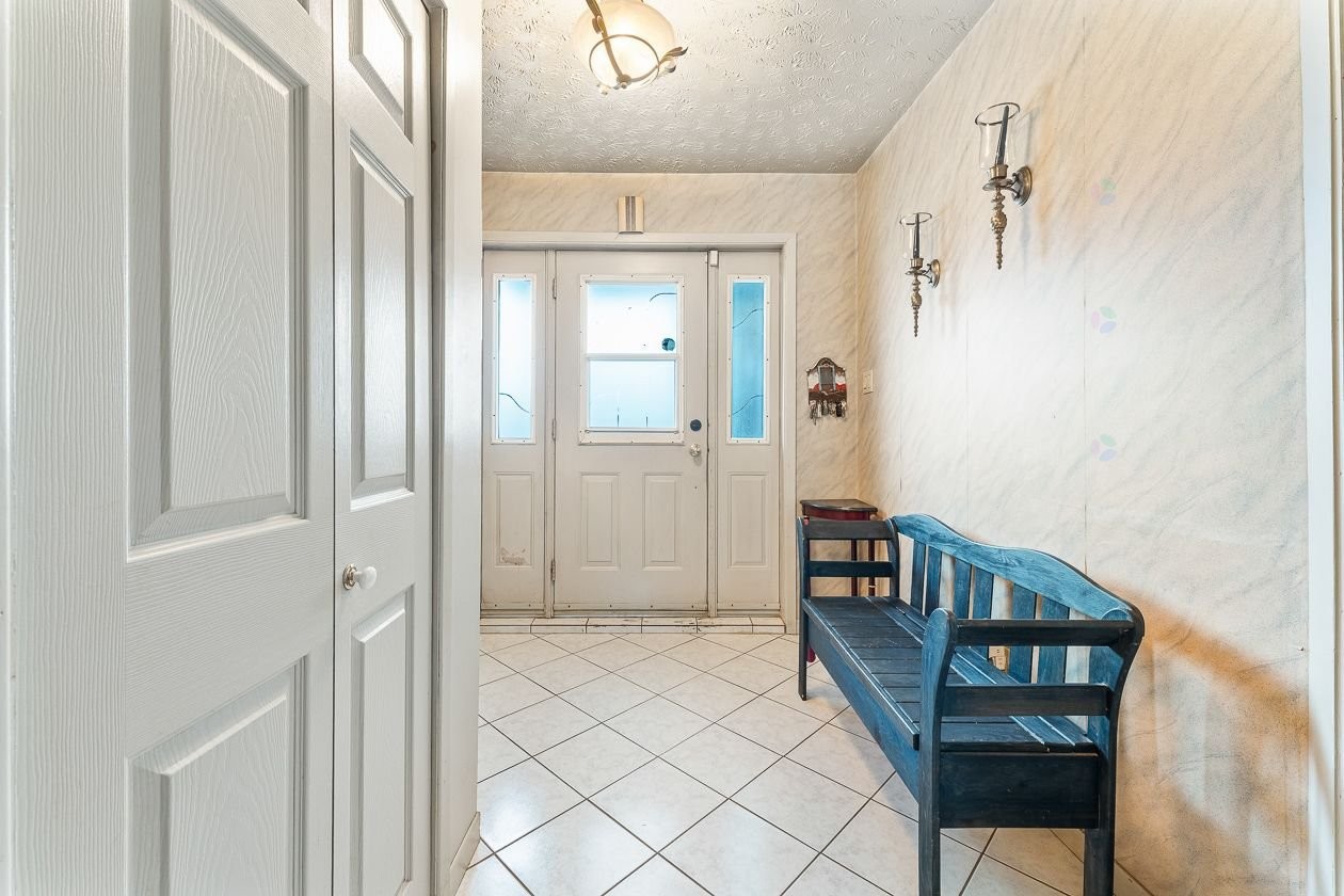 Mud Room - 1460 Rue Principale E., Farnham, QC - Indoor Photo Showing Other Room