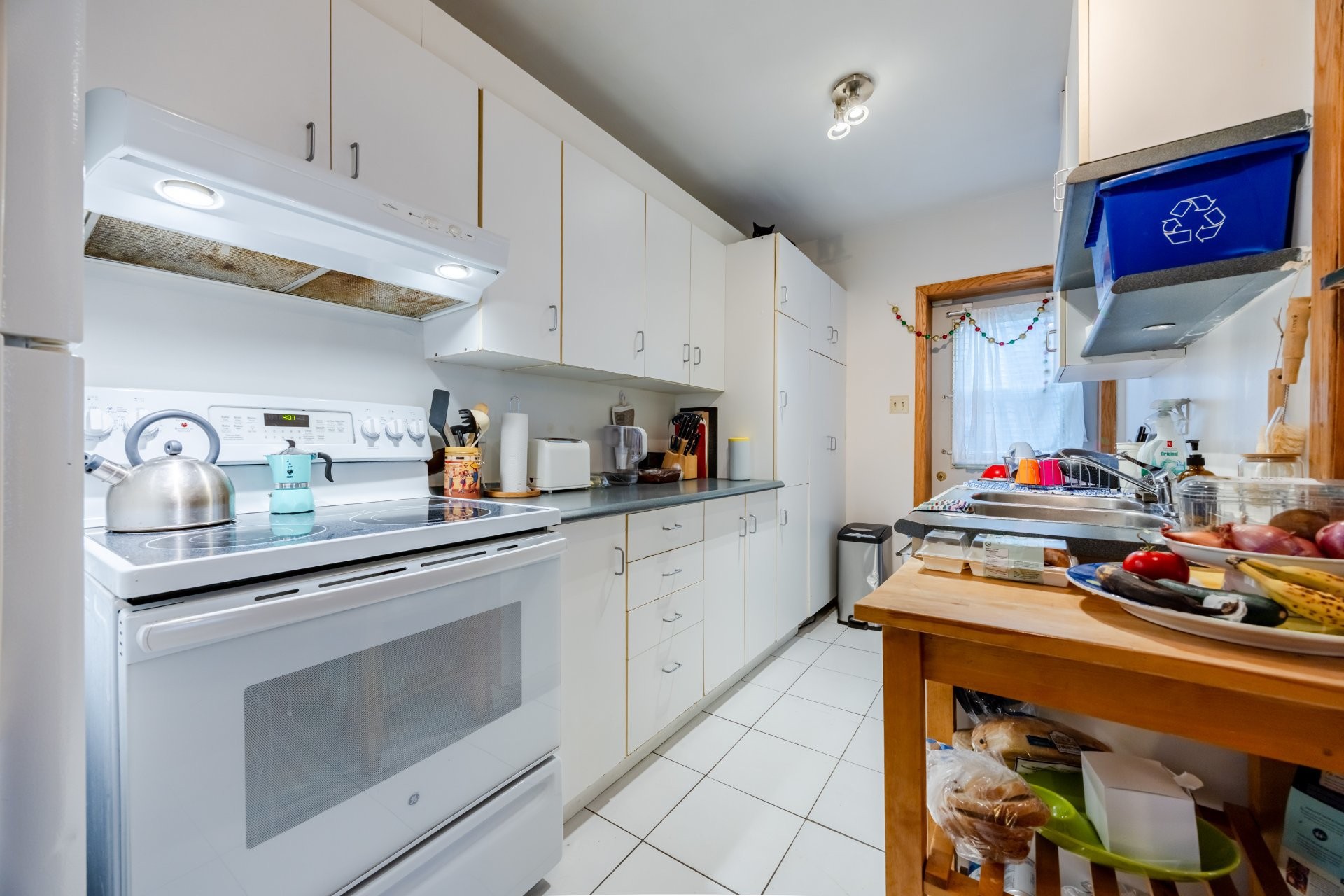 Kitchen - 5535 14E Avenue, Montréal (Rosemont/La Petite-Patrie), QC - Indoor Photo Showing Kitchen