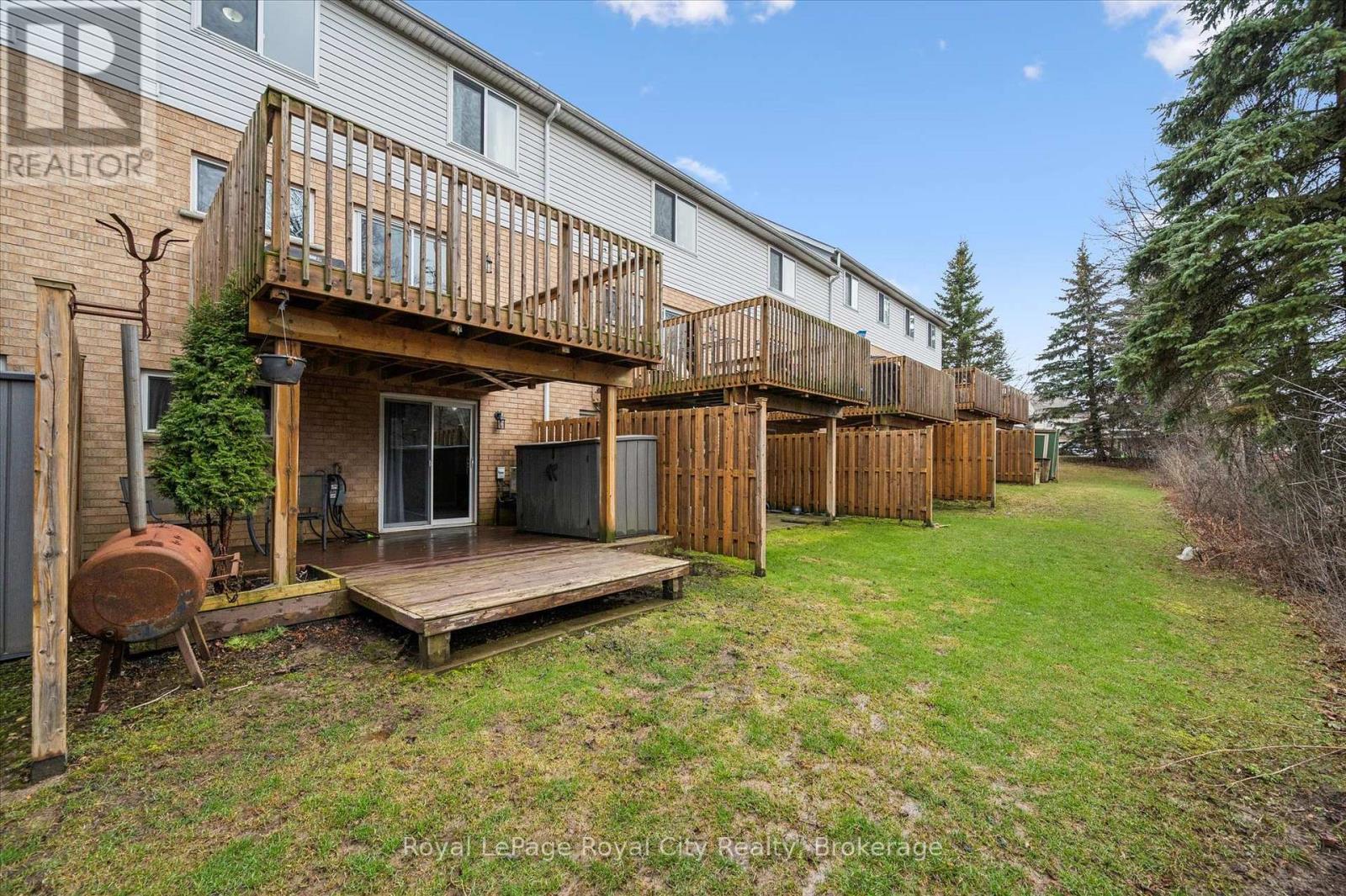 26 - 426 Grange Road, Guelph (Grange Road), ON - Outdoor With Deck Patio Veranda