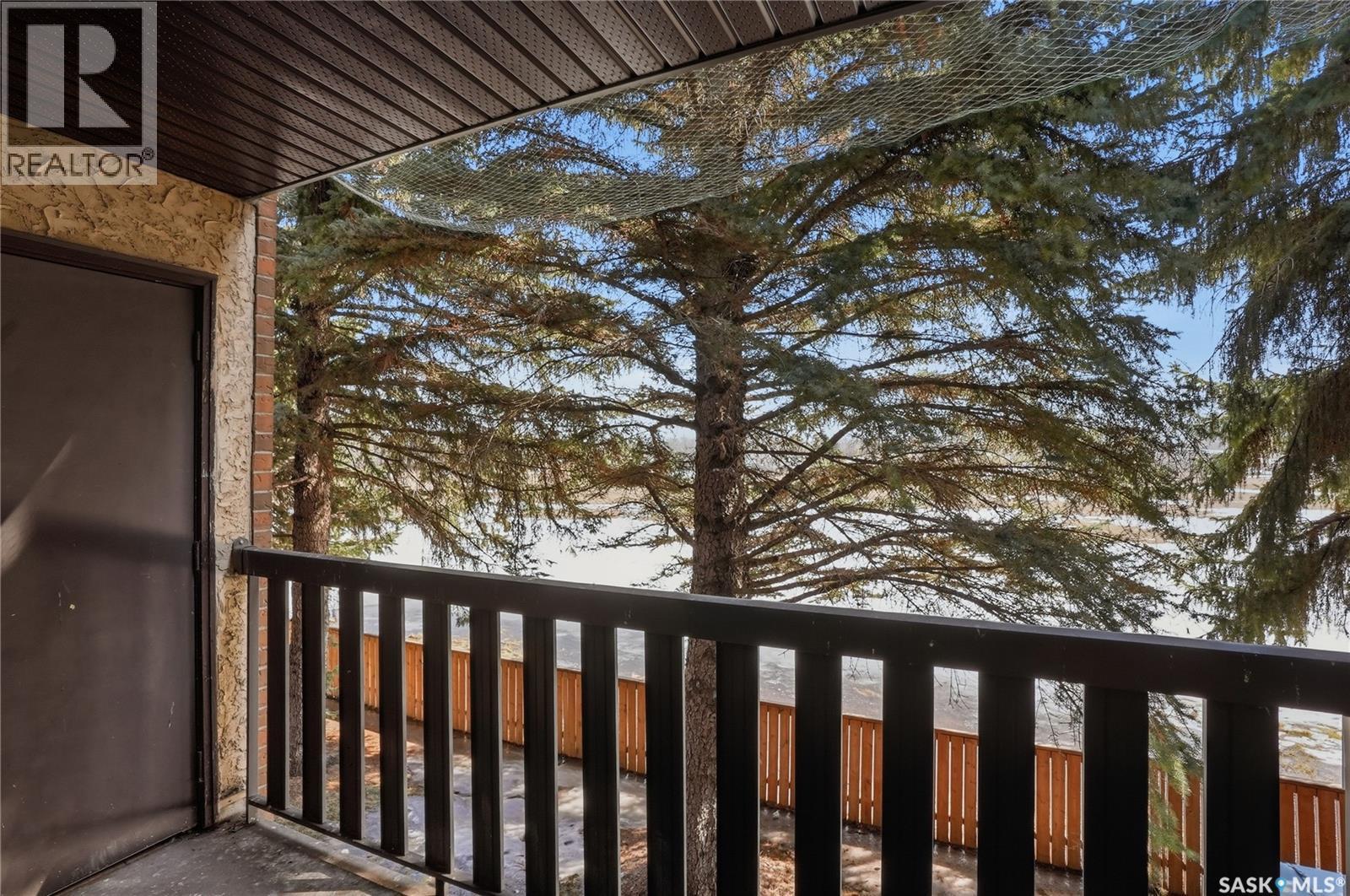 203 311 Tait Crescent, Saskatoon, SK - Outdoor