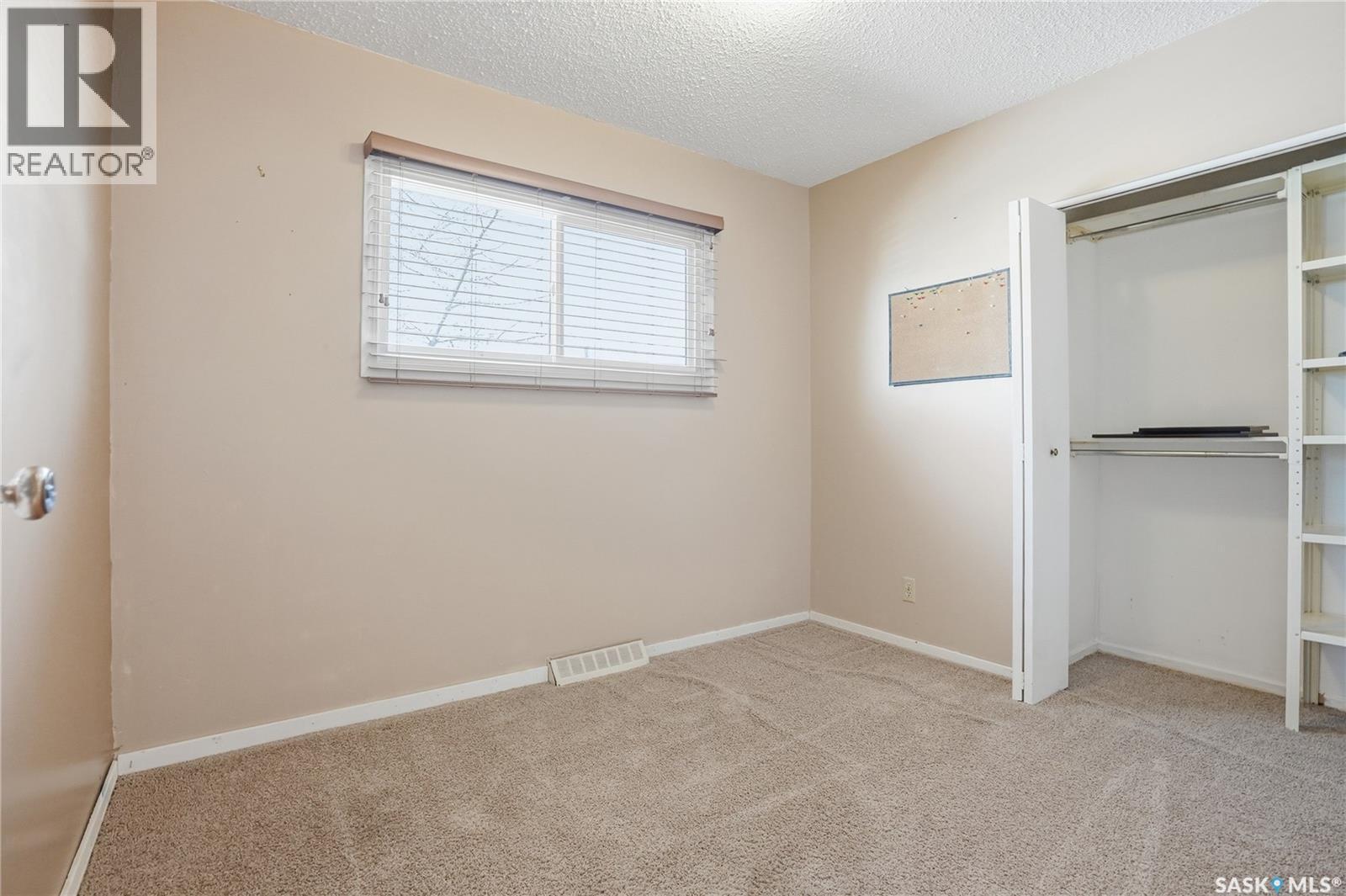 317 Y Avenue N, Saskatoon, SK - Indoor Photo Showing Other Room