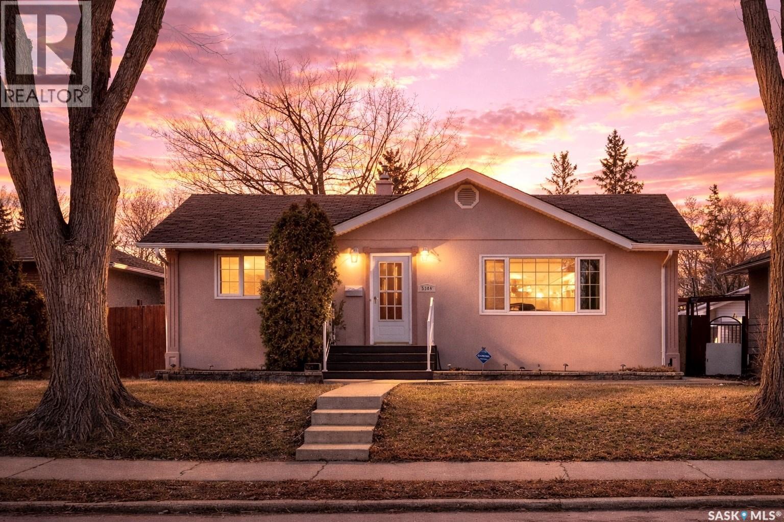 5308 2Nd Avenue, Regina, SK - Outdoor