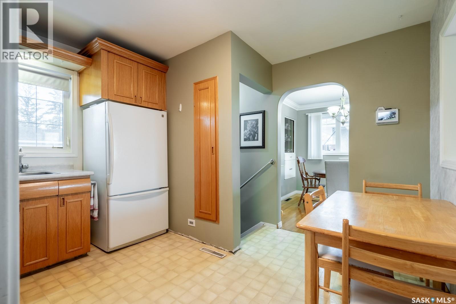 5308 2Nd Avenue, Regina, SK - Indoor