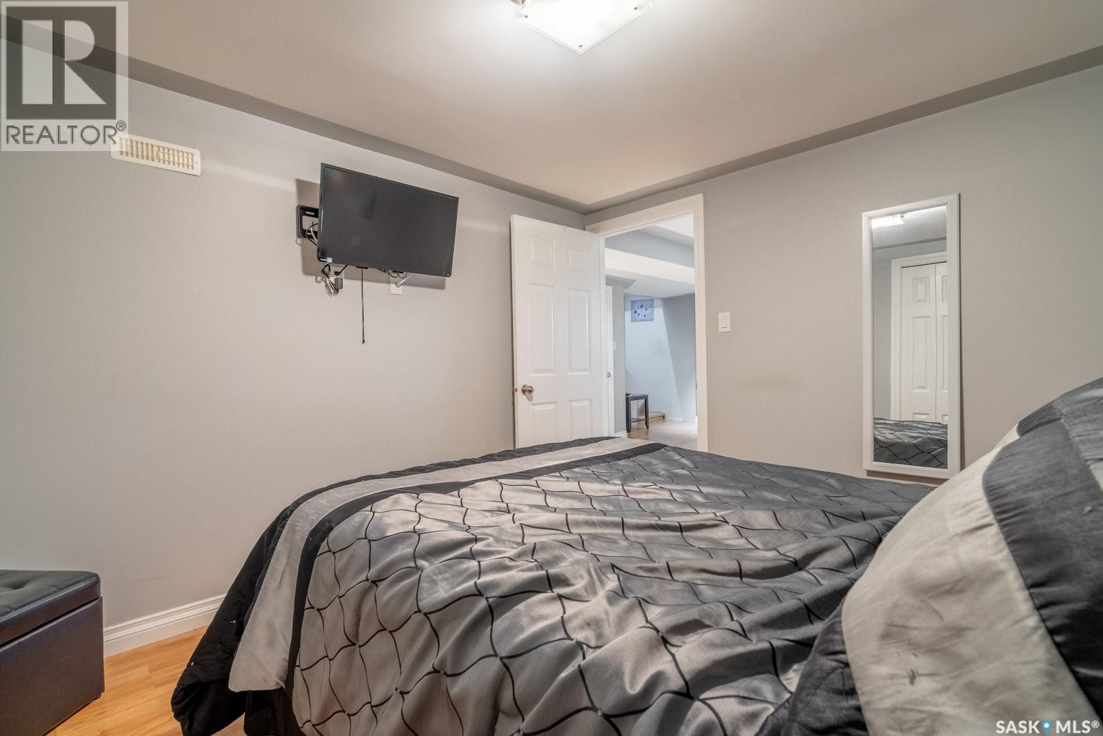 5308 2Nd Avenue, Regina, SK - Indoor Photo Showing Bedroom
