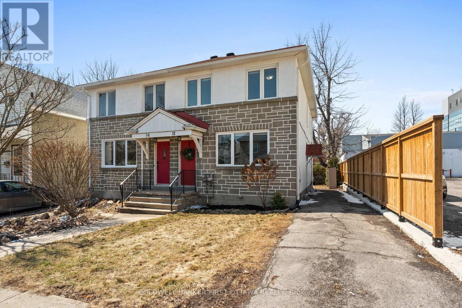 Exceptionally cared for semi-detached home! - 12 Stevenson Avenue, Ottawa, ON - Outdoor