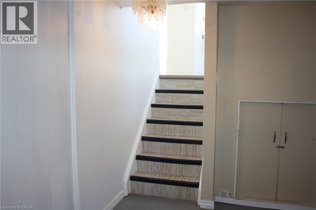 71 Nickolas Crescent, Cambridge, ON - Indoor Photo Showing Other Room