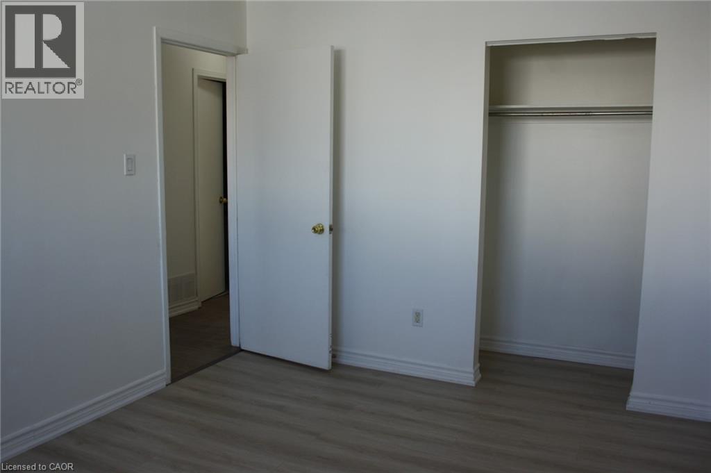 71 Nickolas Crescent, Cambridge, ON - Indoor Photo Showing Other Room