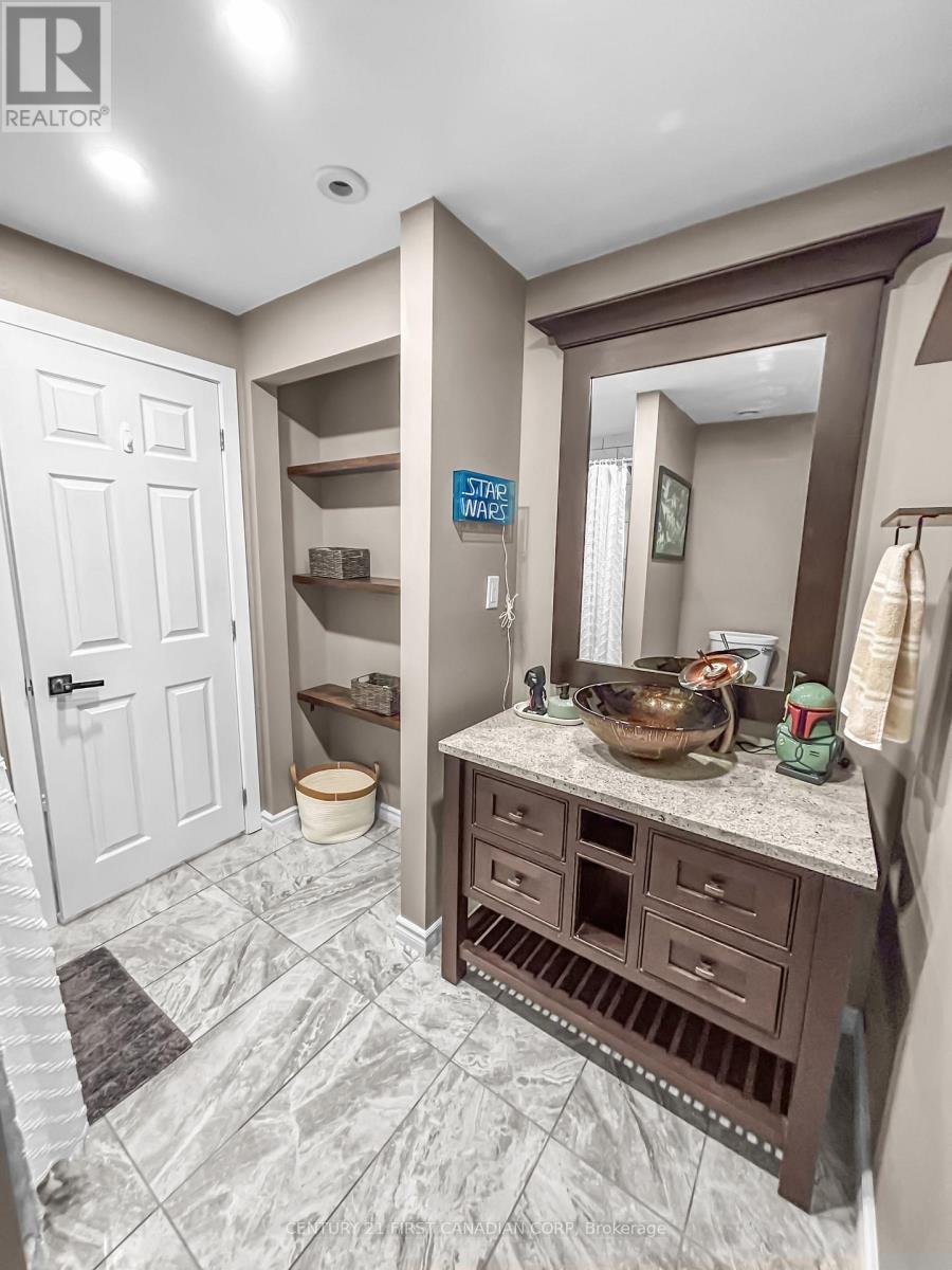 41 Ambrosia Path, St. Thomas, ON - Indoor