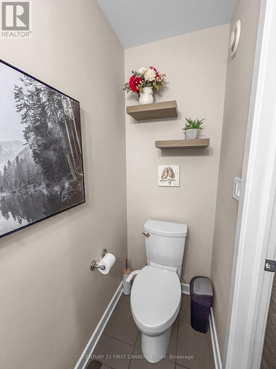 41 Ambrosia Path, St. Thomas, ON - Indoor Photo Showing Bathroom