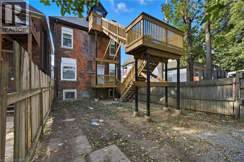 30 Stirton Street Unit# 2, Hamilton, ON - Outdoor