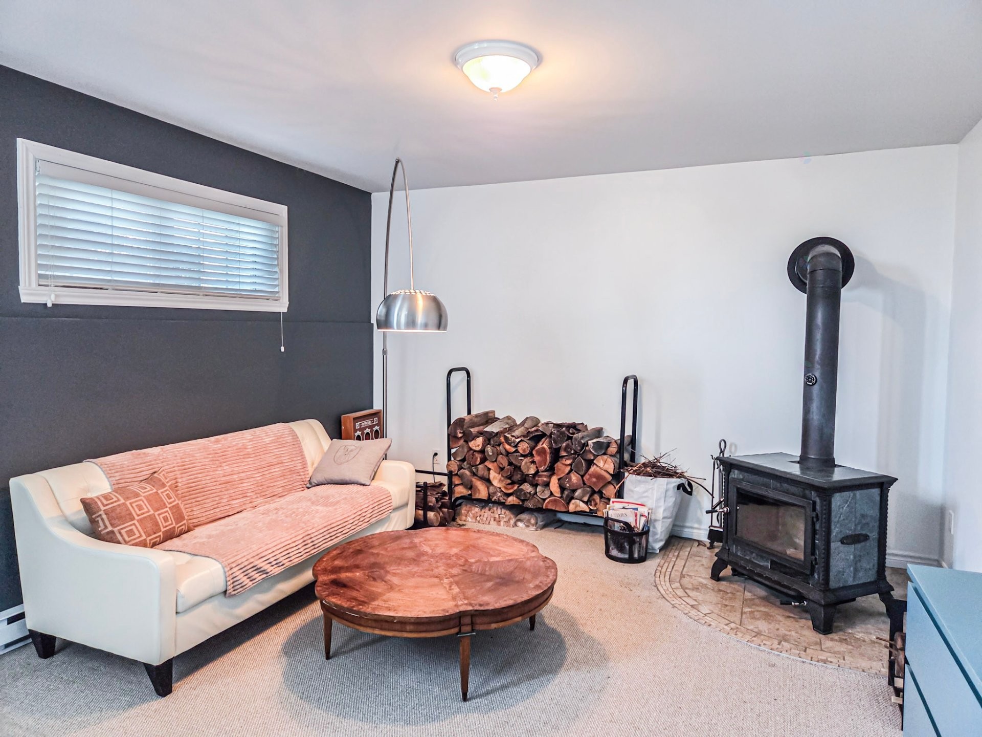 Family Room - 310 Rue Mary, Lachute, QC - Indoor Photo Showing Other Room