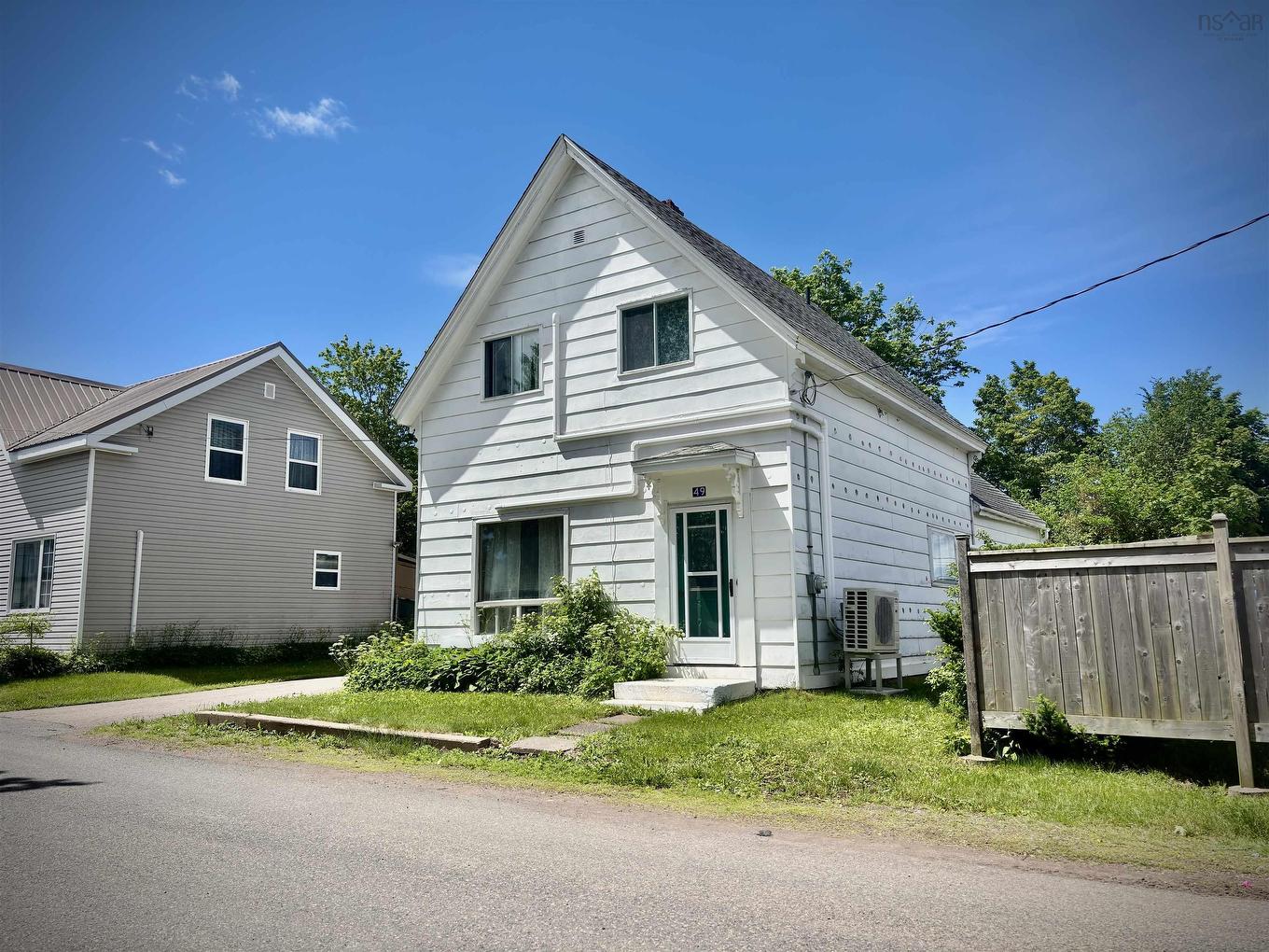 49 Chapel Street, Parrsboro, NS