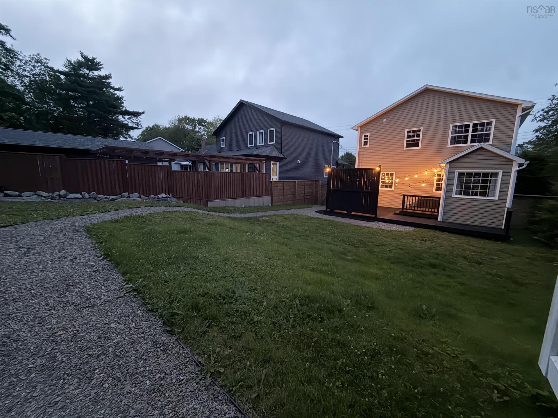 31 St. Michaels Avenue, Halifax, NS - Outdoor