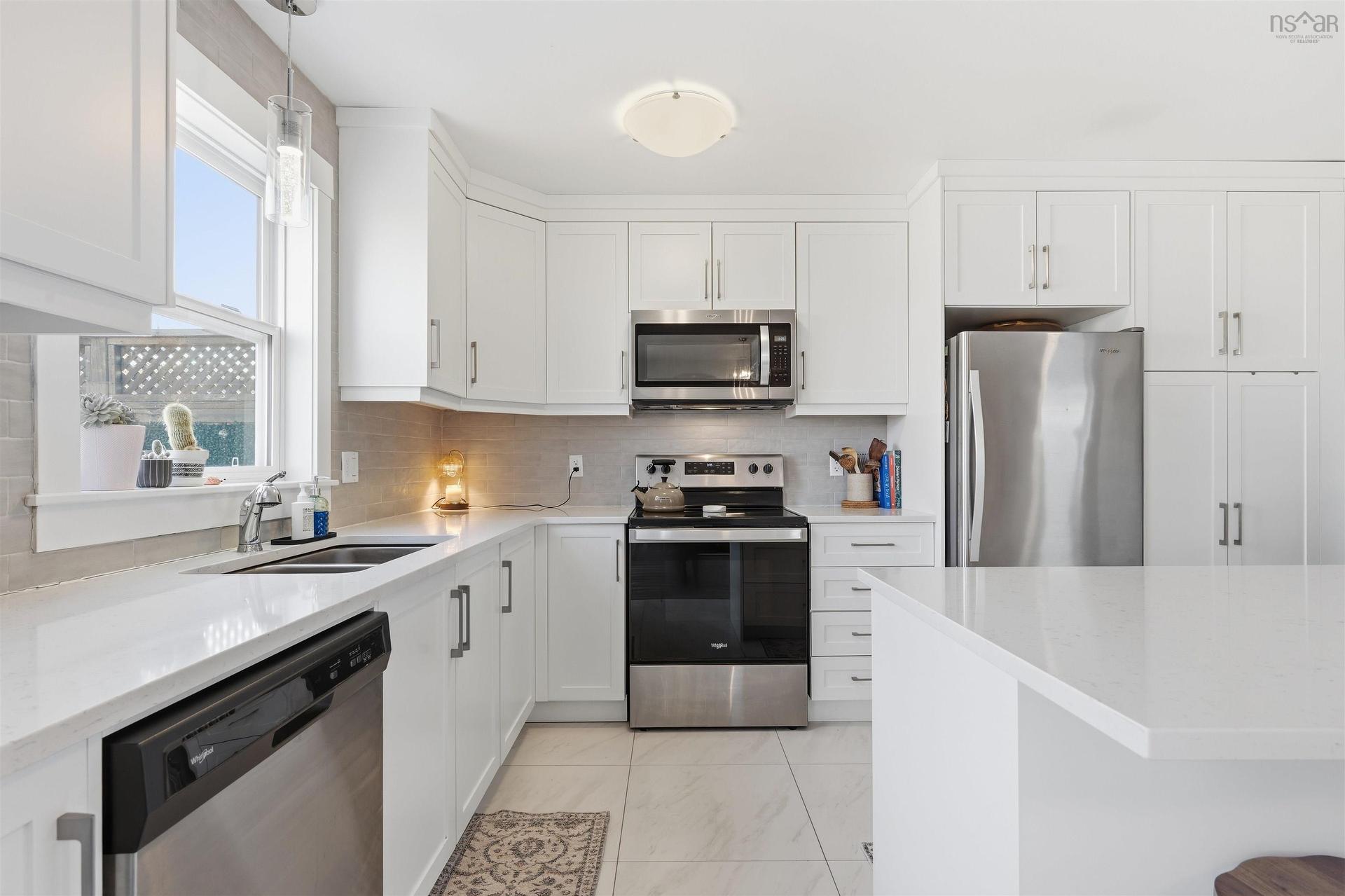 122 Onyx Crescent, Halifax, NS