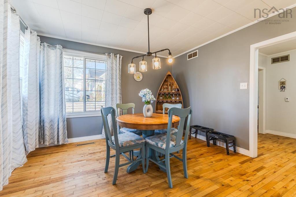 56 Regent Street, Amherst, NS
