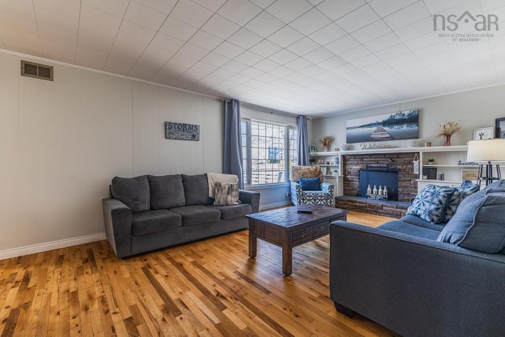 56 Regent Street, Amherst, NS
