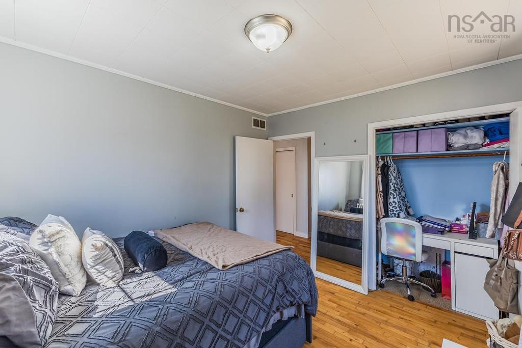 56 Regent Street, Amherst, NS