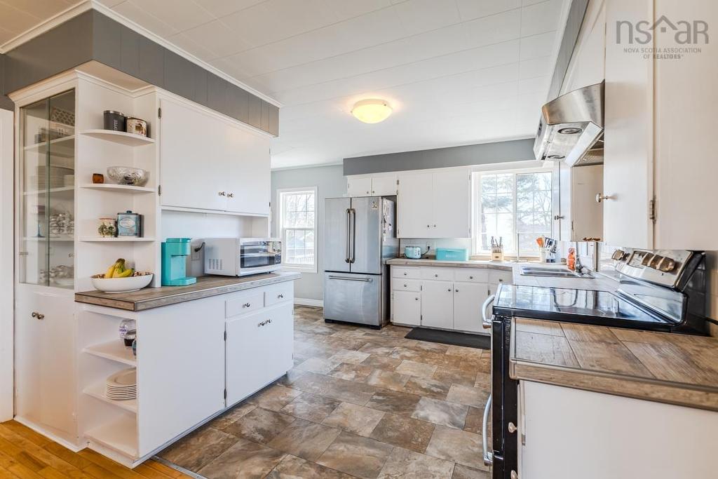 56 Regent Street, Amherst, NS