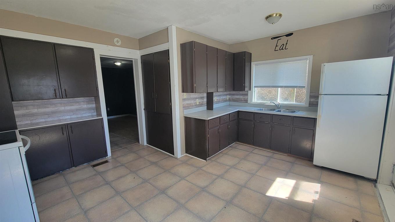 2-4 Baker Street, Yarmouth, NS