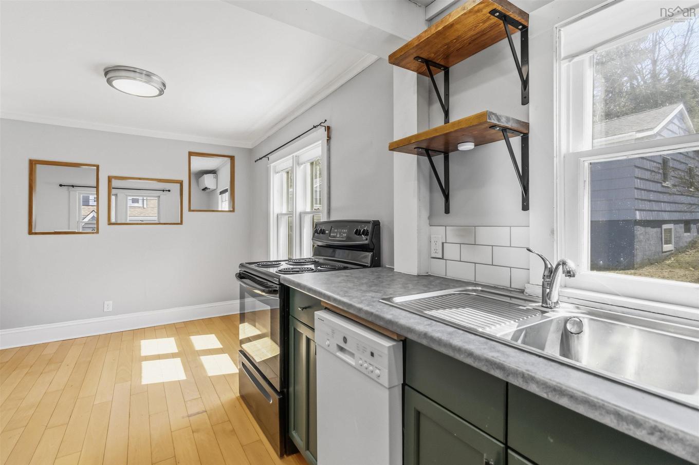 16 Cottage Road, Halifax, NS