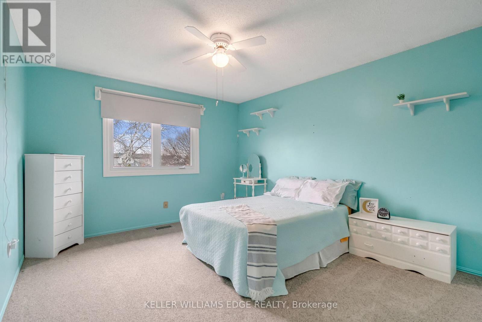 70 Strawberry Drive, Hamilton, ON - Indoor Photo Showing Bedroom