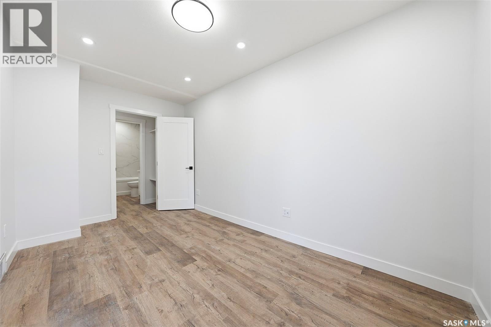1001 23Rd Street W, Saskatoon, SK - Indoor Photo Showing Other Room