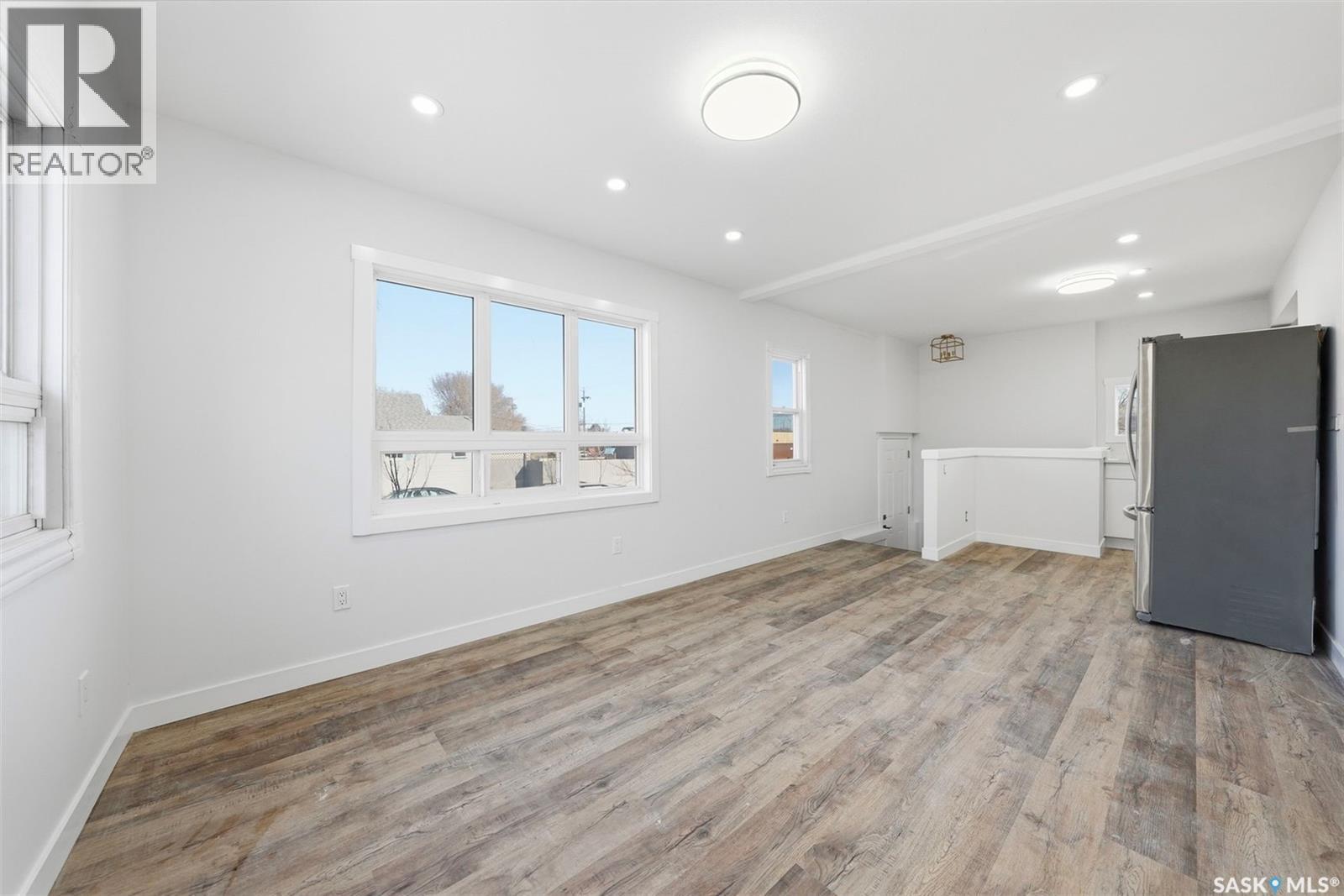 1001 23Rd Street W, Saskatoon, SK - Indoor Photo Showing Other Room