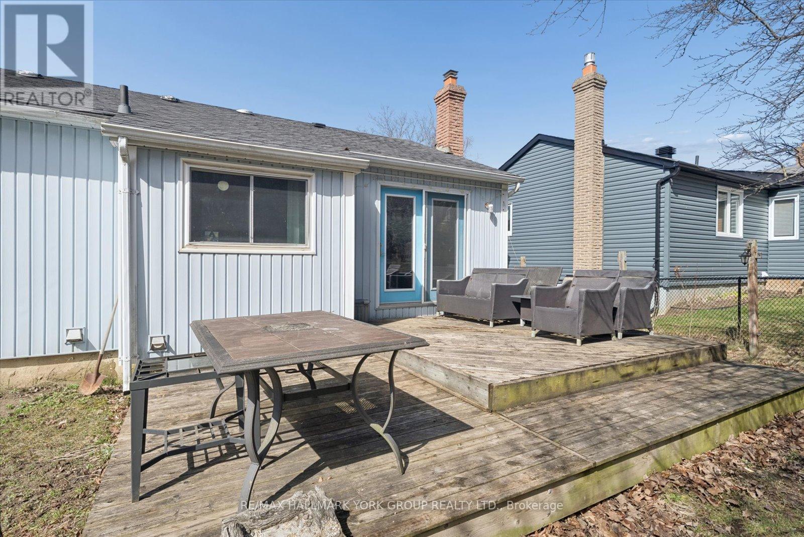 47 Holland River Boulevard, East Gwillimbury, ON - Outdoor With Deck Patio Veranda With Exterior